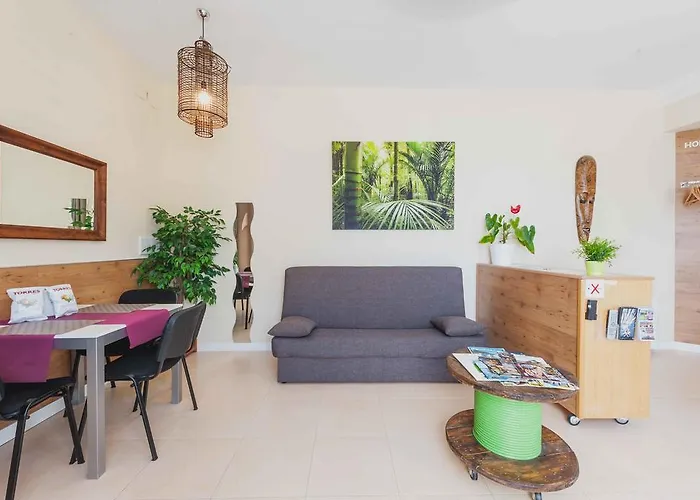 Homey Guipuzkoa Apartman